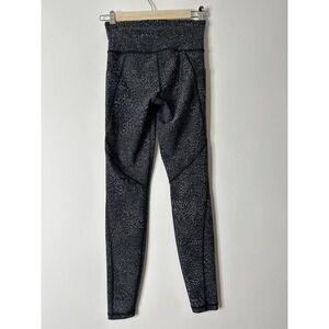 Athleta Women Size XXS Salutation Stash Pocket Tight Style 486406